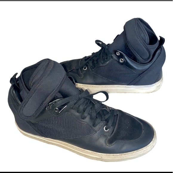 balenciaga trainers strap